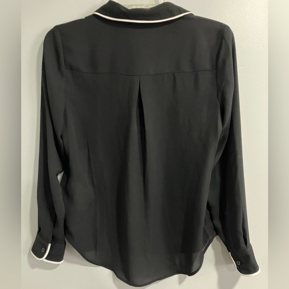 DKNY blouse with white trim and bow tie detail - Picture 3 of 6